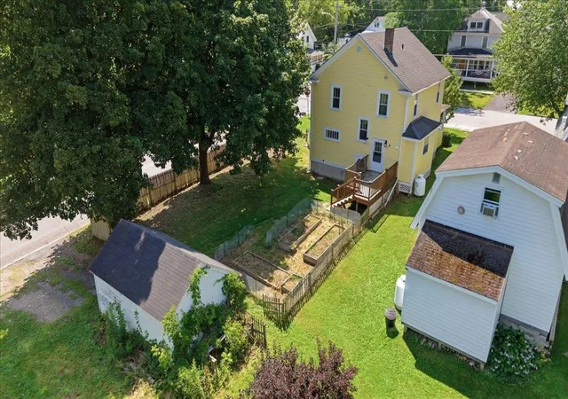 Photo 3 of Sale Pending at 301 Elm St, Bennington, VT 05201 | MLS# 5101031 | Listing updated on 2026-10-02