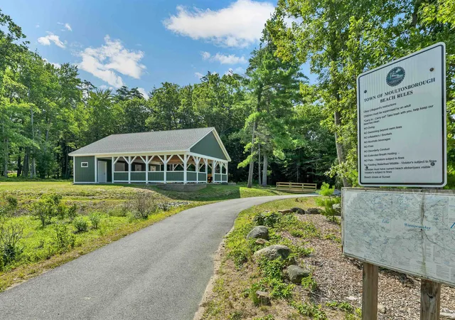 Photo 4 of Single family home for sale at 194 States Landing Rd, Moultonborough, NH 03254 | MLS# 5101049 | Listing updated on 2026-09-09