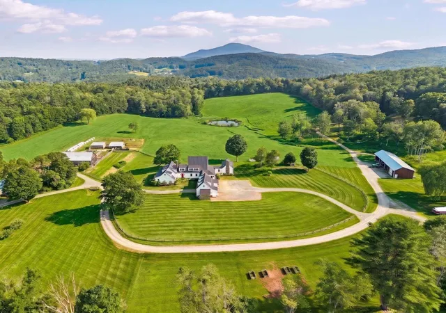 Single family home for sale at 83 Town Farm Hill Rd, Hartland, VT 05048 | MLS# 5101079