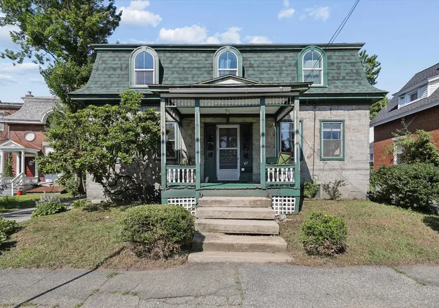 1st image of 47 N Spring St, Concord, NH 03301 | MLS# 5101097
