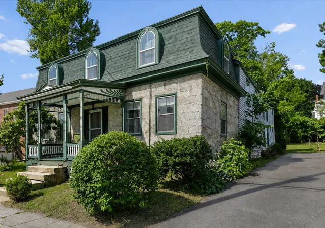 2nd image of 47 N Spring St, Concord, NH 03301 | MLS# 5101097