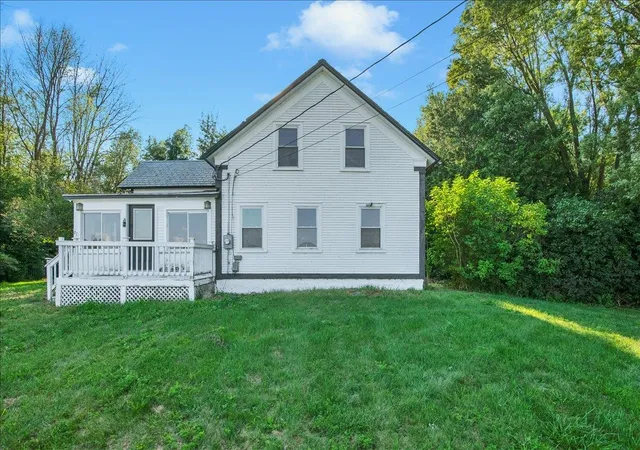 Single family home for sale at 271 Us Rt 2, Grand Isle, VT 05458 | MLS# 5101127