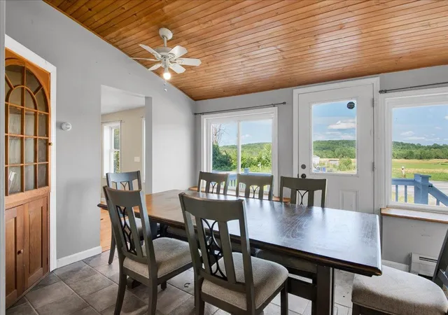 Photo 2 of Single family home for sale at 271 Us Rt 2, Grand Isle, VT 05458 | MLS# 5101127 | Listing updated on 2026-08-21