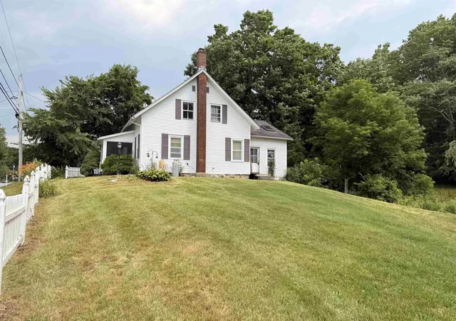 Photo 2 of Single family home for sale at 50 Carver St, Brandon, VT 05733 | MLS# 5101135 | Listing updated on 2026-08-02