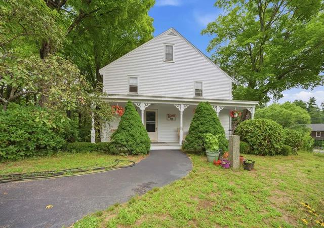 Photo 3 of Single family home for sale at 65 Chester Rd, Raymond, NH 03077 | MLS# 5101154 | Listing updated on 2026-09-12