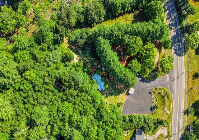 Photo 4 of Single family home for sale at 65 Chester Rd, Raymond, NH 03077 | MLS# 5101154 | Listing updated on 2026-09-12