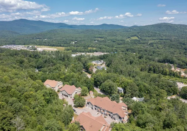 2nd image of 9 Blueberry Hill Rd #7, Plymouth, NH 03264 | MLS# 5101155