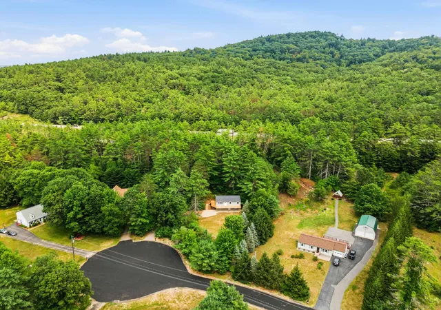 34th image of 17 Fairway Dr, New Hampton, NH 03256 | MLS# 5101159