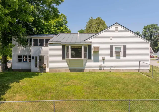 2nd image of 9 Placid Sq, Lebanon, NH 03766 | MLS# 5101183