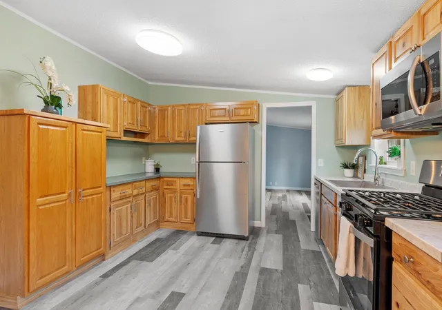 Photo 3 of Manufactured home for sale at 26 Country Ln, Fremont, NH 03044 | MLS# 5101189 | Listing updated on 2026-07-26