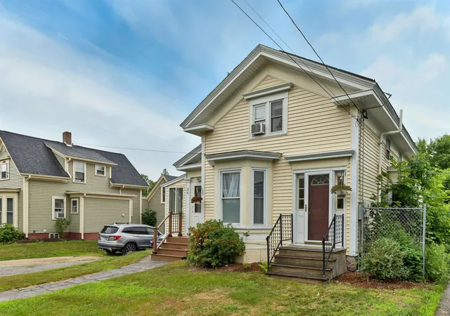Photo 3 of Sale Pending at 36 Central St, Farmington, NH 03835 | MLS# 5101209 | Listing updated on 2026-09-03
