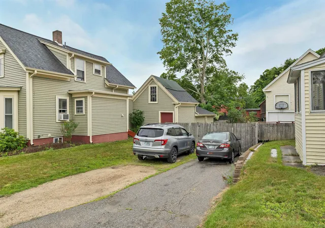 Photo 3 of Sale Pending at 36 Central St, Farmington, NH 03835 | MLS# 5101209 | Listing updated on 2026-09-03