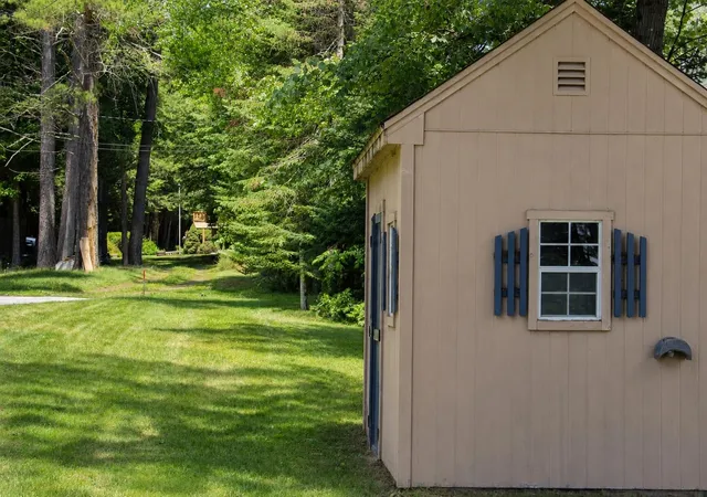 Photo 3 of Sale Pending at 37 Tamwood Rd, Moultonborough, NH 03254 | MLS# 5101212 | Listing updated on 2026-08-31