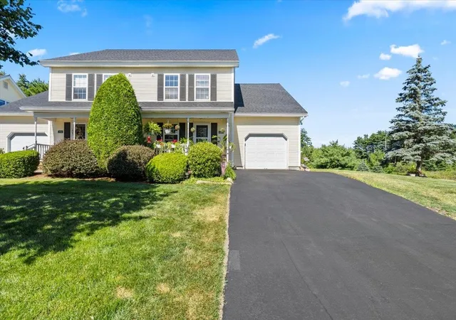 Photo 3 of Condo for sale at 156 Catkin Dr, South Burlington, VT 05403 | MLS# 5101225 | Listing updated on 2026-08-26
