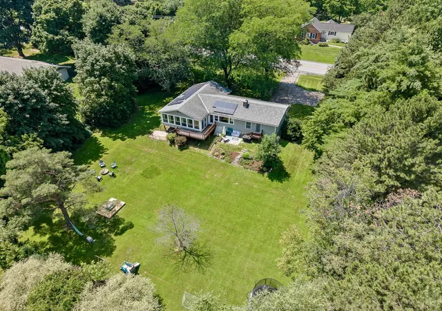 Photo 3 of Sale Pending at 1450 Hinesburg Rd, South Burlington, VT 05403 | MLS# 5101234 | Listing updated on 2026-08-19