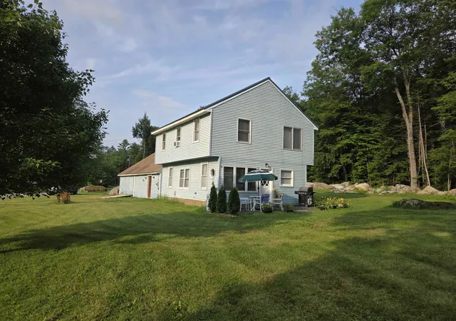 2nd image of 531 Goose Pond Rd, Canaan, NH 03741 | MLS# 5101261