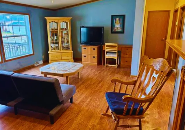 1st image of 11 Page St, Plymouth, NH 03264 | MLS# 5101273