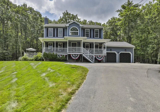 Photo 1 of Sale Pending at 10 Mosher Dr, Brookline, NH 03033 | MLS# 5101274 | Listing updated on 2026-09-22
