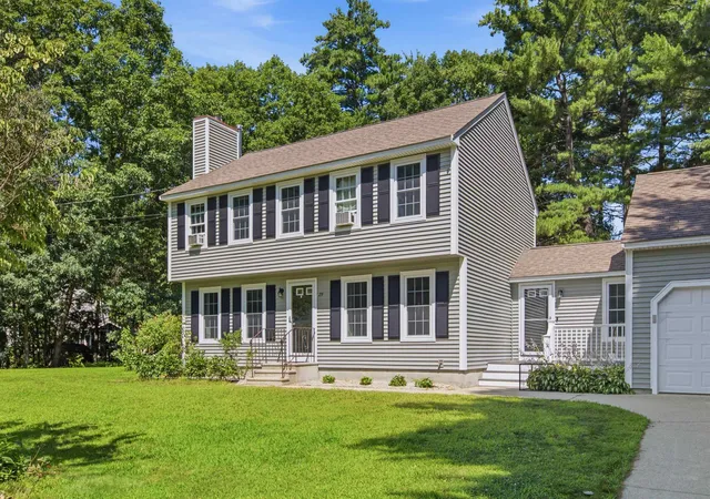29th image of 29 Chase Brook Cir, Litchfield, NH 03052 | MLS# 5101282