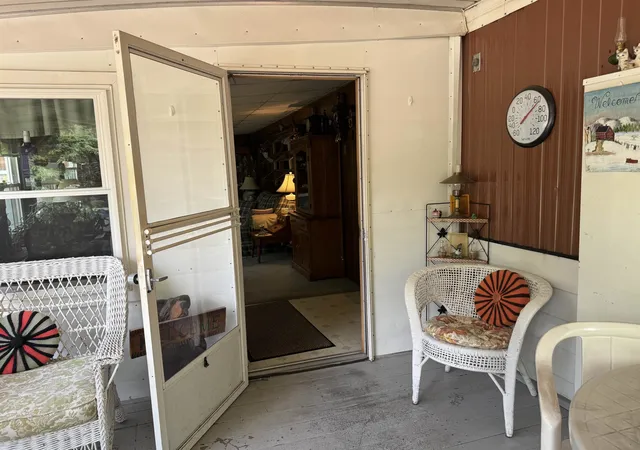 Photo 2 of Manufactured home for sale at 40 Murphy Ln, Tamworth, NH 03886 | MLS# 5101295 | Listing updated on 2026-07-27