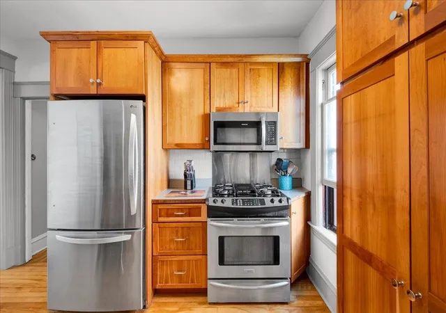 Photo 2 of Single family home for sale at 16 Isham St, Burlington, VT 05401 | MLS# 5101309 | Listing updated on 2026-09-16