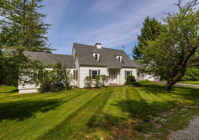 Single family home for sale at 38 Putney Hill Rd, Contoocook, NH 03229 | MLS# 5101310