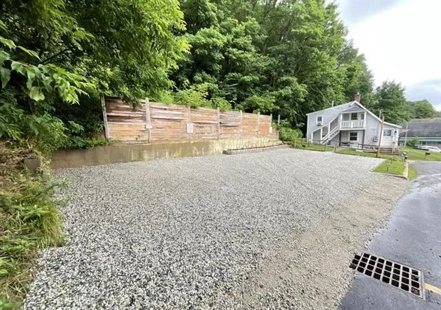 1st image of 9 Granite St, Hooksett, NH 03106 | MLS# 5101315