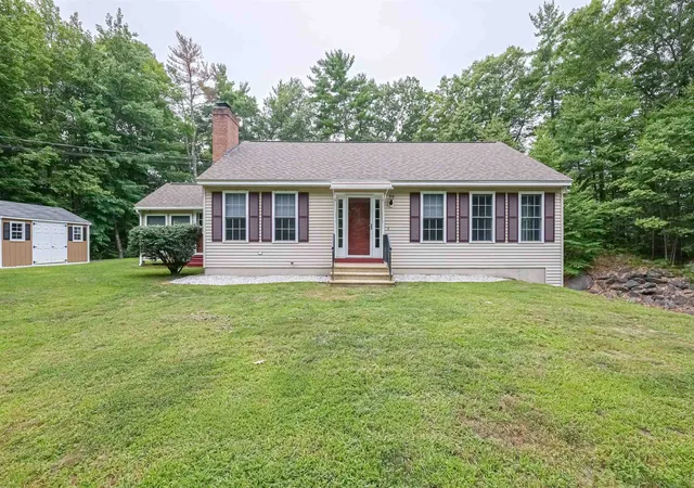 1st image of 121 Twist Hill Rd, Dunbarton, NH 03046 | MLS# 5101316