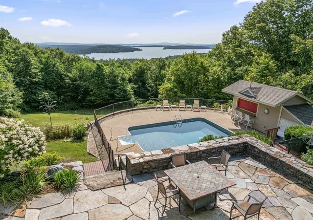 Photo 2 of Single family home for sale at 56 Tracy Wy, Meredith, NH 03253 | MLS# 5101320 | Listing updated on 2026-09-25