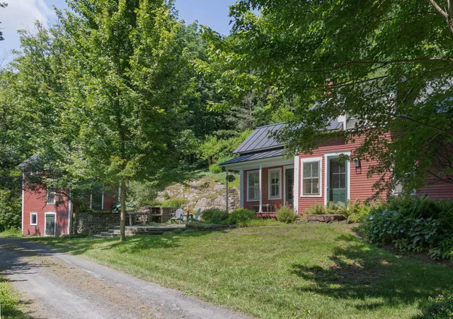 Photo 3 of Single family home for sale at 31 Mill Rd, Warren, VT 05674 | MLS# 5101327 | Listing updated on 2026-07-24