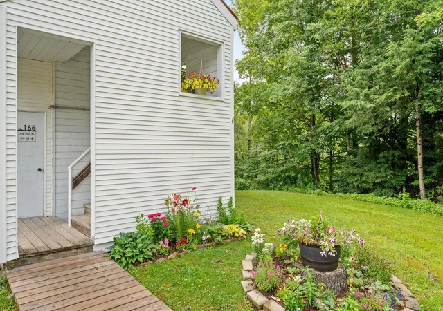 Photo 3 of Sale Pending at 166 Huckleberry Ln #52, Warren, VT 05674 | MLS# 5101349 | Listing updated on 2026-09-17