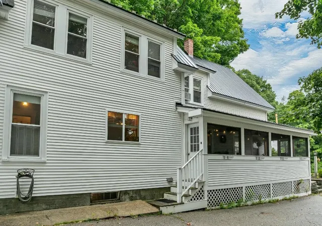 Photo 3 of Single family home for sale at 19 Stevens Ave, Meredith, NH 03253 | MLS# 5101356 | Listing updated on 2026-08-26