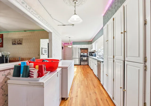 Photo 3 of Multi family home for sale at 514 Hanover St, Manchester, NH 03104 | MLS# 5101368 | Listing updated on 2026-07-27