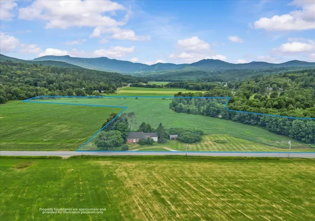 Photo 2 of Single family home for sale at 332 Luce Hill Rd, Stowe, VT 05672 | MLS# 5101377 | Listing updated on 2026-07-24