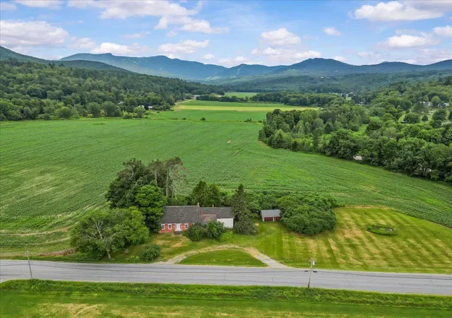 Photo 3 of Single family home for sale at 332 Luce Hill Rd, Stowe, VT 05672 | MLS# 5101377 | Listing updated on 2026-07-24