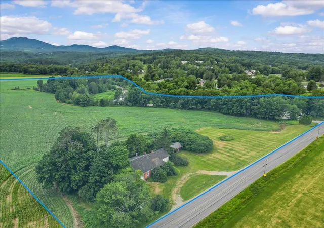 Photo 3 of Single family home for sale at 332 Luce Hill Rd, Stowe, VT 05672 | MLS# 5101377 | Listing updated on 2026-07-24