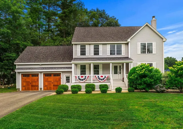 Photo 1 of Single family home for sale at 8 Leni Rd, Windham, NH 03087 | MLS# 5101380 | Listing updated on 2026-08-02