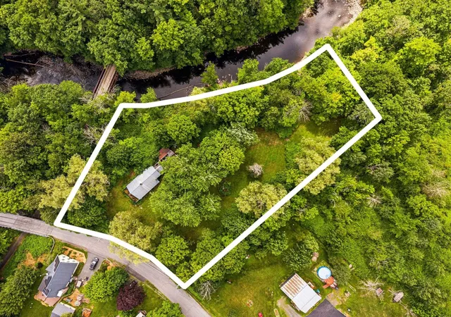 Photo 3 of Single family home for sale at 15 Payne Rd, Lebanon, NH 03766 | MLS# 5101403 | Listing updated on 2026-07-27