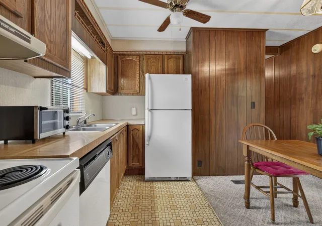 Photo 3 of Single family home for sale at 19 Village Dr, Raymond, NH 03077 | MLS# 5101404 | Listing updated on 2026-08-03