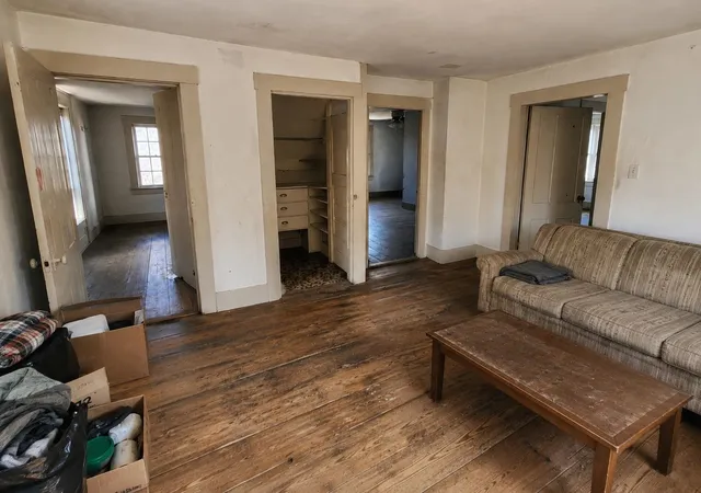 Photo 2 of Single family home for sale at 19 Hill St, Saint Johnsbury, VT 05819 | MLS# 5101405 | Listing updated on 2026-09-03