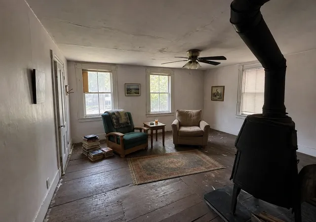 Photo 3 of Single family home for sale at 19 Hill St, Saint Johnsbury, VT 05819 | MLS# 5101405 | Listing updated on 2026-09-03