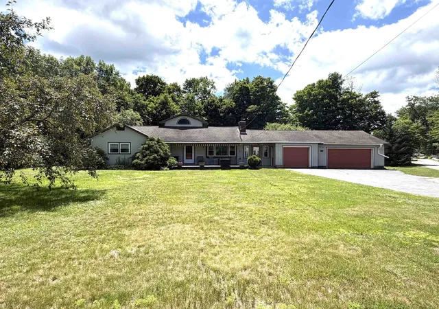 Single family home for sale at 127 Pollard Rd, Lincoln, NH 03251 | MLS# 5101409