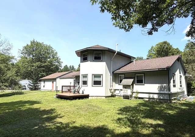 Photo 3 of Single family home for sale at 127 Pollard Rd, Lincoln, NH 03251 | MLS# 5101409 | Listing updated on 2026-09-16