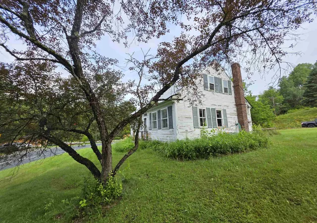Photo 4 of Sale Pending at 16 Brookside Ln, Lyndon, VT 05851 | MLS# 5101413 | Listing updated on 2026-08-20