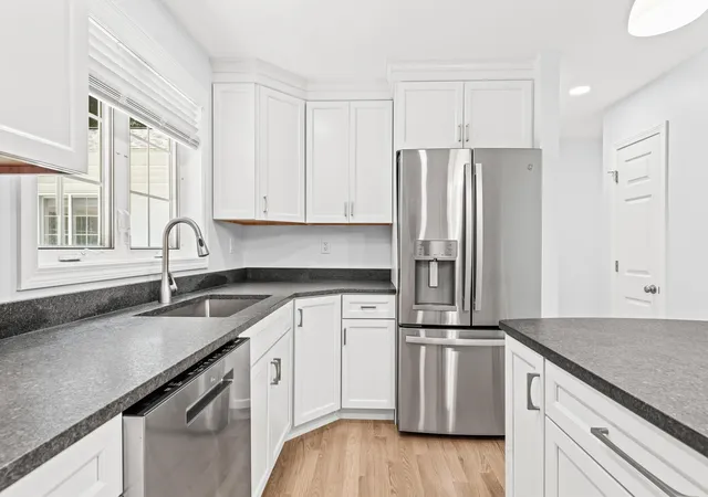 Photo 2 of Single family home for sale at 14 Davis Rd, Merrimack, NH 03054 | MLS# 5101418 | Listing updated on 2026-09-05
