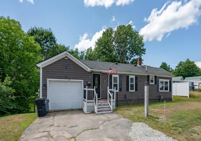 1st image of 101 Park St, Northfield, NH 03276 | MLS# 5101480