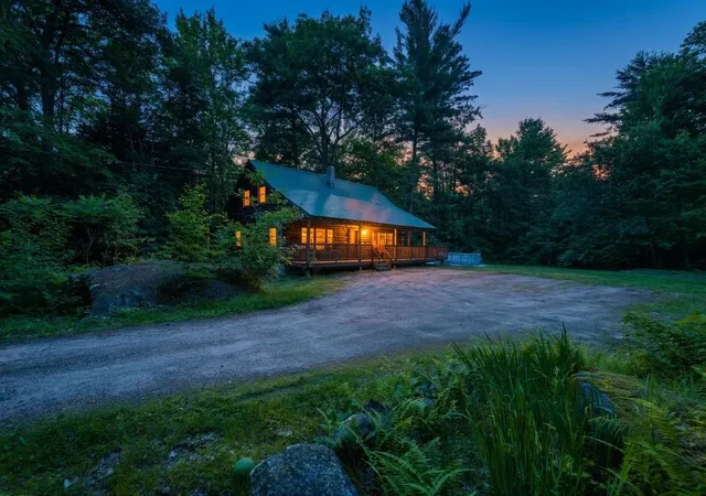 1st image of 47 E Currier Hill Rd, Wentworth, NH 03282 | MLS# 5101486