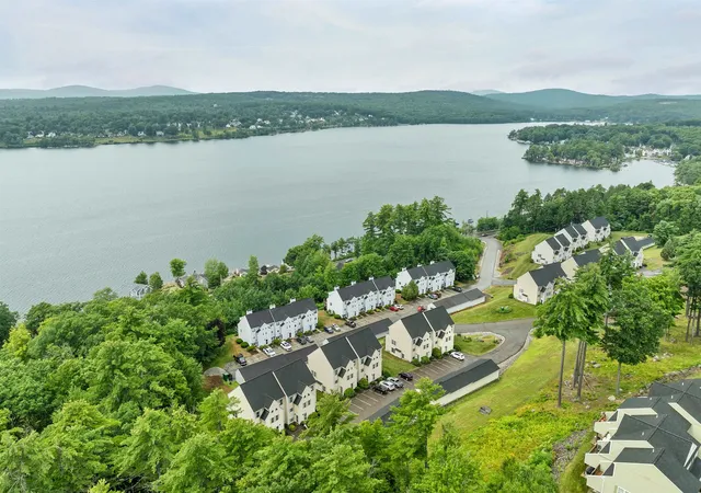2nd image of 17 Sullivan Wy #3, Laconia, NH 03246 | MLS# 5101496