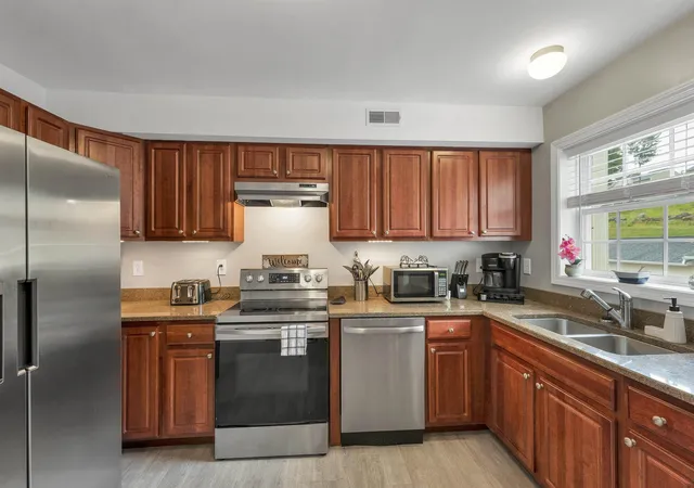 Photo 2 of Townhouse for sale at 17 Sullivan Wy #3, Laconia, NH 03246 | MLS# 5101496 | Listing updated on 2026-09-15