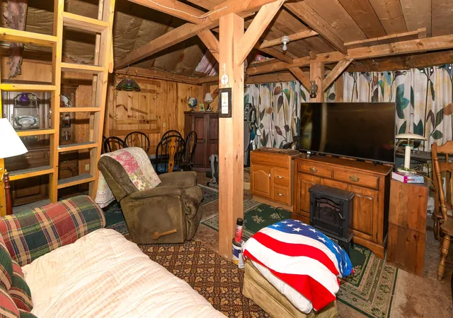 Photo 3 of Single family home for sale at 148 Summit View Dr, Tamworth, NH 03886 | MLS# 5101504 | Listing updated on 2026-09-04